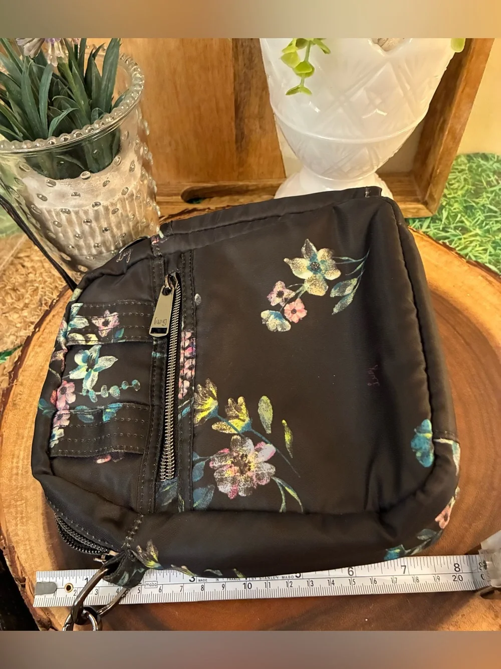 Lug Can Can, Crossbody Purse Convertible Bum Bag with Multicolor Floral Print